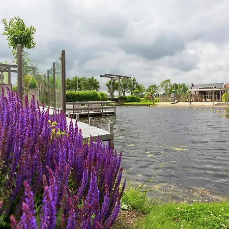Holiday home Modern Holiday Home, Alkmaar At 15km *